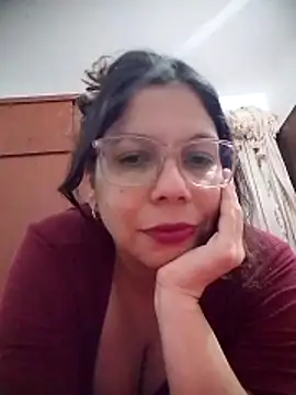 Snapshot of Carliina_Soussa chatting on 06-03-26, 11:09 Carliina Soussa online show from 06-03-26, 11:09