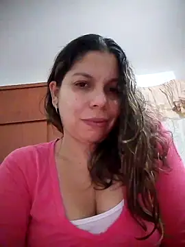 Snapshot of Carliina_Soussa chatting on 10-05-25, 01:51 Carliina Soussa online show from 10-05-25, 01:51