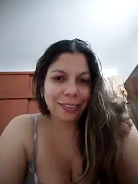 Snapshot of Carliina_Soussa chatting on 10-20-25, 10:21 Carliina Soussa online show from 10-20-25, 10:21