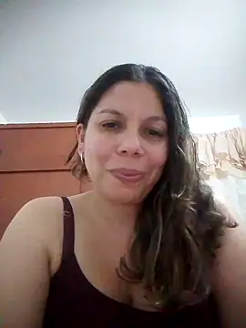 Snapshot of Carliina_Soussa chatting on 09-25-25, 10:27 Carliina Soussa online show from 09-25-25, 10:27