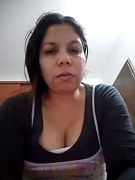 Snapshot of Carliina_Soussa chatting on 03-02-25, 11:17 Carliina Soussa online show from 03-02-25, 11:17