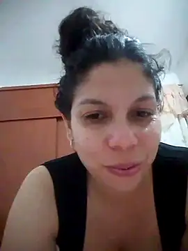 Snapshot of Carliina_Soussa chatting on 03-22-25, 01:43 Carliina Soussa online show from 03-22-25, 01:43