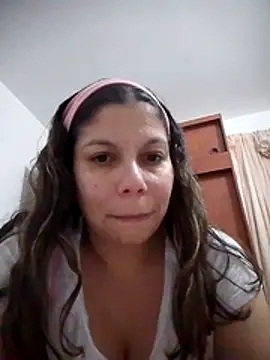 Carliina Soussa online show from 11-26-25, 10:10