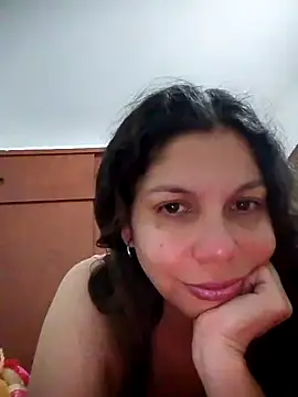 Snapshot of Carliina_Soussa chatting on 03-01-25, 02:04 Carliina Soussa online show from 03-01-25, 02:04