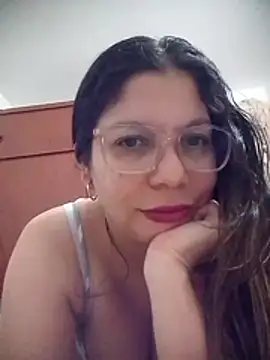 Snapshot of Carliina_Soussa chatting on 05-19-26, 11:34 Carliina Soussa online show from 05-19-26, 11:34