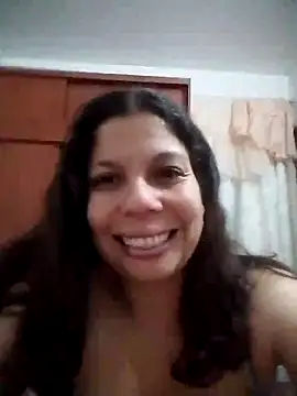 Snapshot of Carliina_Soussa chatting on 03-01-25, 11:26 Carliina Soussa online show from 03-01-25, 11:26