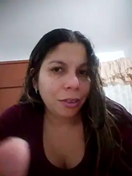Snapshot of Carliina_Soussa chatting on 10-18-25, 11:18 Carliina Soussa online show from 10-18-25, 11:18
