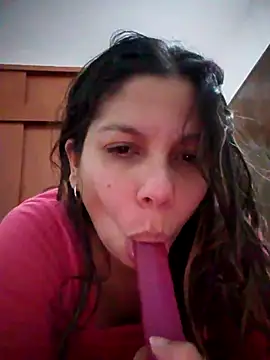 Snapshot of Carliina_Soussa chatting on 10-16-25, 11:13 Carliina Soussa online show from 10-16-25, 11:13