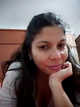 Snapshot of Carliina_Soussa chatting on 02-26-25, 08:47 Carliina Soussa online show from 02-26-25, 08:47