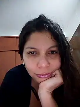 Snapshot of Carliina_Soussa chatting on 03-11-25, 11:15 Carliina Soussa online show from 03-11-25, 11:15
