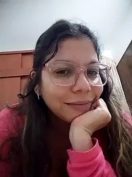 Carliina Soussa online show from 04-12-26, 01:09