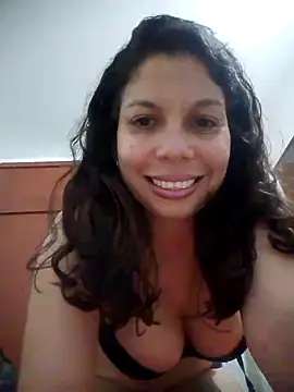 Snapshot of Carliina_Soussa chatting on 02-26-25, 02:52 Carliina Soussa online show from 02-26-25, 02:52
