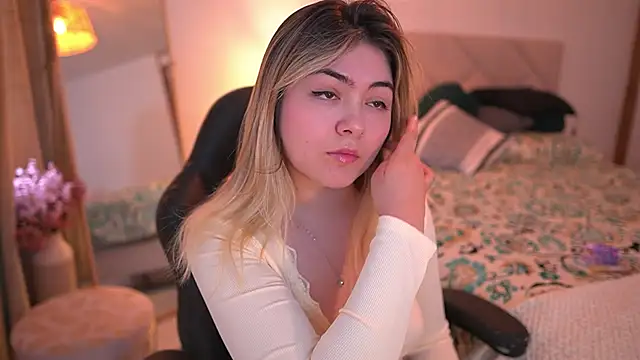 Lau Bee online show from 11-01-25, 04:45