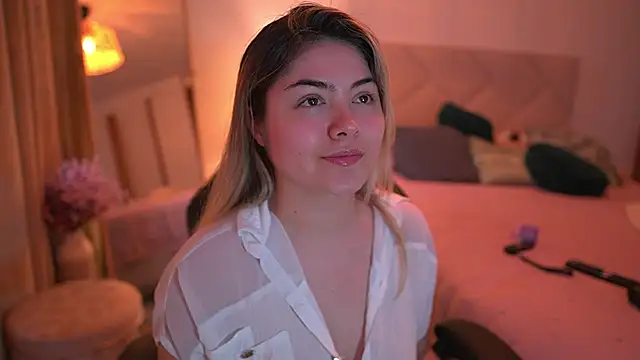 Lau Bee online show from 10-24-25, 06:40
