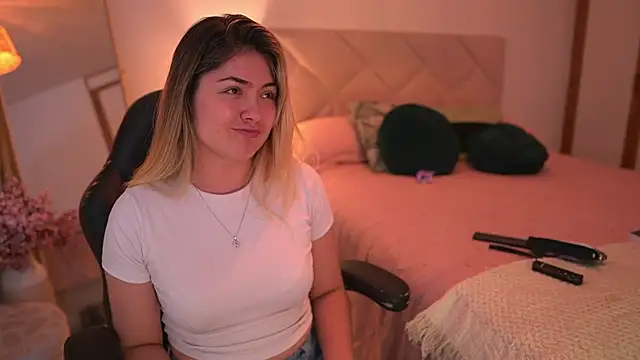 Lau Bee online show from 11-10-25, 07:08