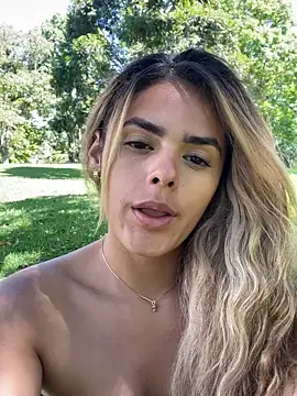 ZoeJohnsoon online show from 11-17-25, 06:23