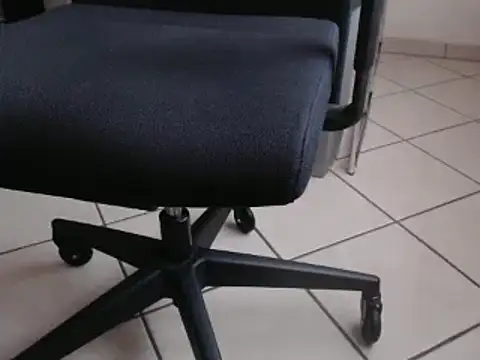 Snapshot of steelwings1976 chatting on 02-09-26, 07:28 steelwings1976 online show from 02-09-26, 07:28