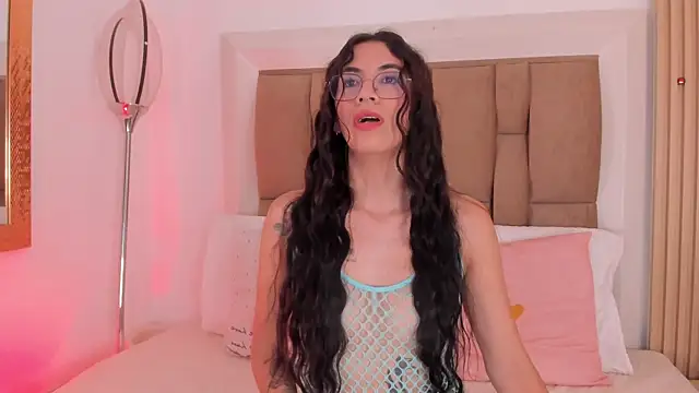 Clarisse28 online show from 02-15-26, 07:35