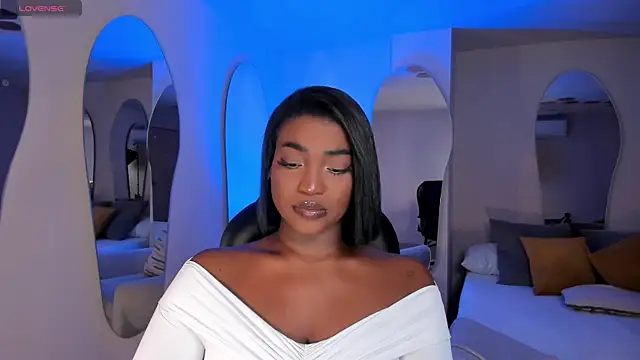 SavannahStorm online show from 04-11-26, 12:20