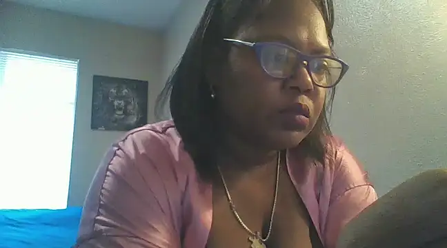 Snapshot of Needmehard chatting on 12-22-24, 03:33 Needmehard online show from 12-22-24, 03:33
