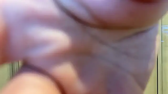 curlyboyy  online show from 10-26-25, 10:10