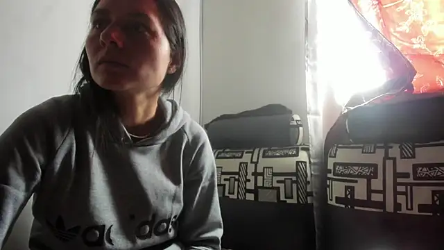 Nathaly love96 online show from 07-04-26, 08:24