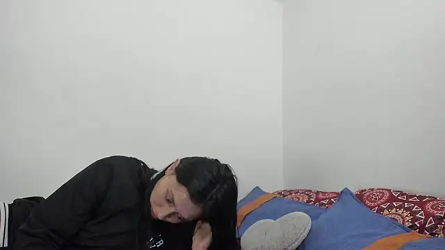 Nathaly love96 online show from 03-06-25, 08:37