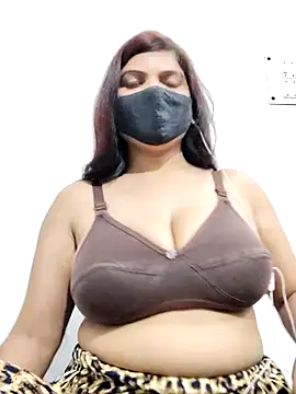 illay love online show from 04-13-26, 05:17