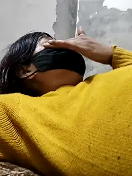 illay love online show from 12-17-25, 03:33