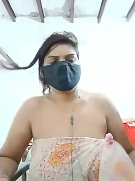 Snapshot of illay_love chatting on 07-19-26, 05:10 illay love online show from 07-19-26, 05:10