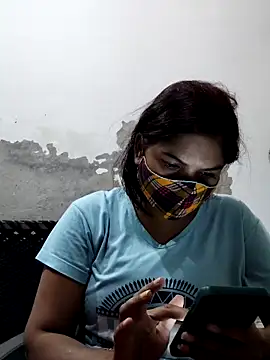 illay love online show from 10-10-25, 01:56