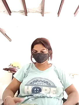 Snapshot of illay_love chatting on 07-12-26, 10:38 illay love online show from 07-12-26, 10:38