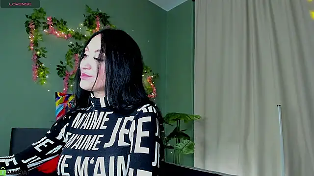 Margaret Clark  online show from 04-10-26, 12:12