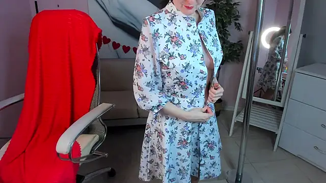 Snapshot of Ninasaaaa chatting on 03-06-25, 03:02 Ninasaaaa online show from 03-06-25, 03:02