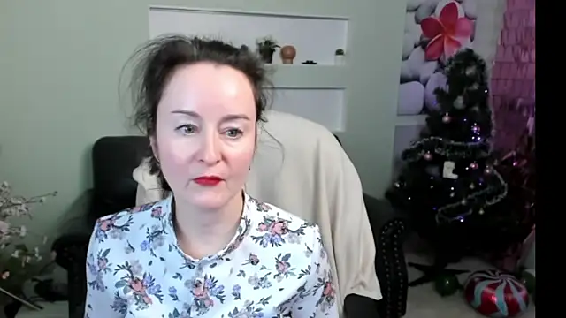 Snapshot of Ninasaaaa chatting on 01-02-25, 11:41 Ninasaaaa online show from 01-02-25, 11:41