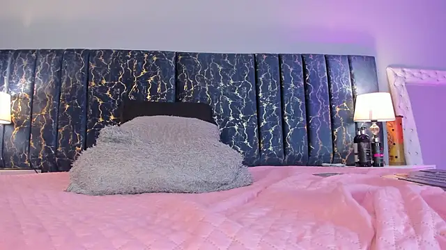 Sophia Lemos online show from 01-15-26, 01:36