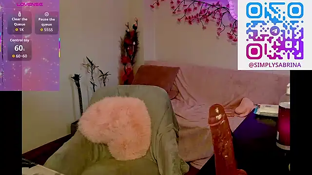 Snapshot of AustrianGirl99 chatting on 06-12-26, 04:38 AustrianGirl99 online show from 06-12-26, 04:38