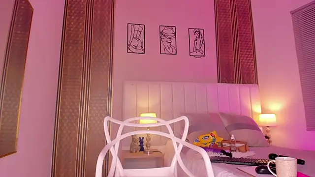 zoe sky  online show from 11-08-25, 11:36