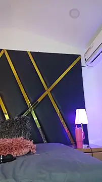 Adel Nesbiit online show from 11-08-25, 07:39