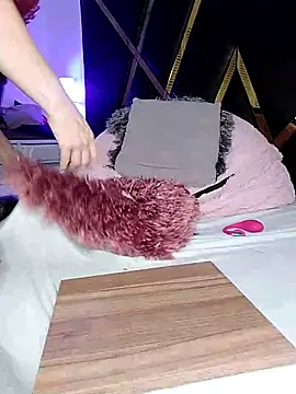 Adel Nesbiit online show from 12-22-25, 07:58