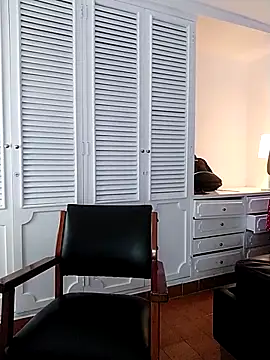 Adel Nesbiit online show from 03-25-26, 07:46