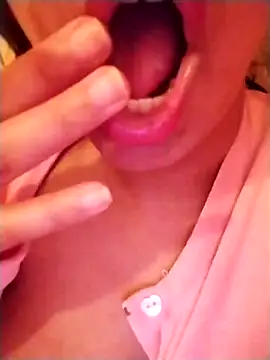 Snapshot of SosoDaloaa chatting on 02-16-25, 07:05 SosoDaloaa online show from 02-16-25, 07:05