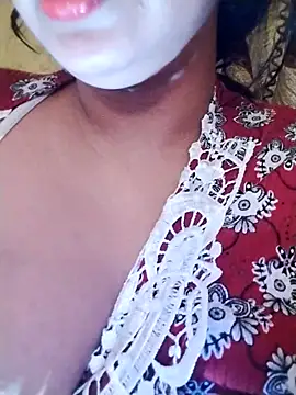 Snapshot of SosoDaloaa chatting on 03-09-25, 10:52 SosoDaloaa online show from 03-09-25, 10:52