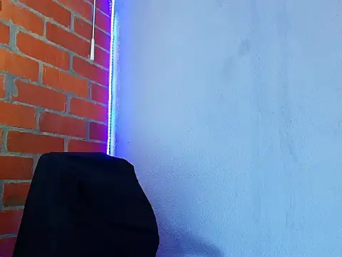 Snapshot of Leandro_valenzuela chatting on 09-25-25, 11:27 Leandro valenzuela online show from 09-25-25, 11:27