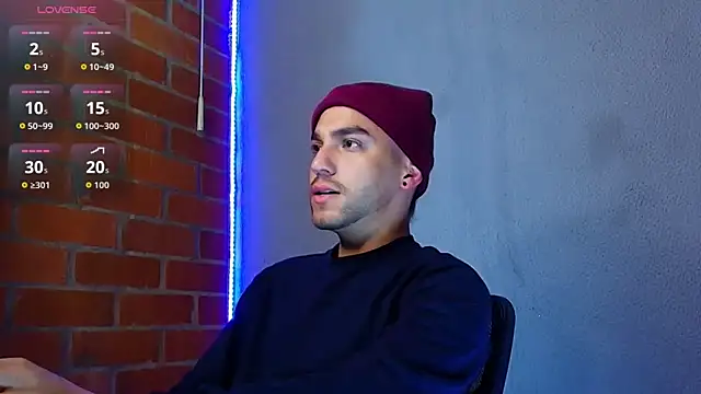 Snapshot of Leandro_valenzuela chatting on 01-08-26, 07:03 Leandro valenzuela online show from 01-08-26, 07:03