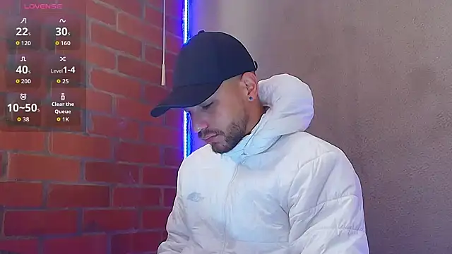 Snapshot of Leandro_valenzuela chatting on 02-20-26, 12:07 Leandro valenzuela online show from 02-20-26, 12:07