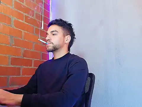 Snapshot of Leandro_valenzuela chatting on 10-08-25, 06:41 Leandro valenzuela online show from 10-08-25, 06:41