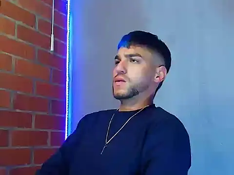 Snapshot of Leandro_valenzuela chatting on 11-15-25, 05:22 Leandro valenzuela online show from 11-15-25, 05:22