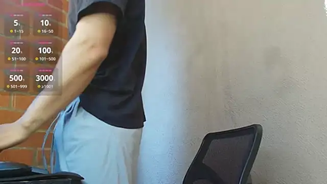 Snapshot of Leandro_valenzuela chatting on 05-08-26, 03:16 Leandro valenzuela online show from 05-08-26, 03:16