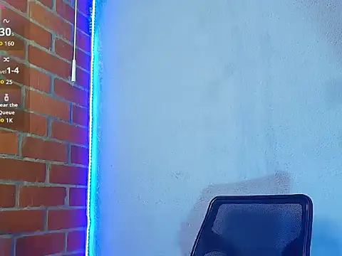 Snapshot of Leandro_valenzuela chatting on 10-29-25, 03:16 Leandro valenzuela online show from 10-29-25, 03:16